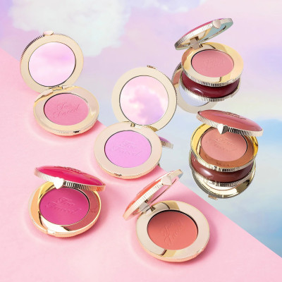 TOO FACED Cloud Crush Blurring Blush 5g