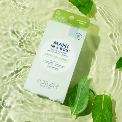 VOESH - Mani in a Box - Green Tea Detox VOESH - Mani in a Box - Green Tea Detox