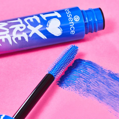ESSENCE - I LOVE EXTREME BLUE Crazy Volume Mascara